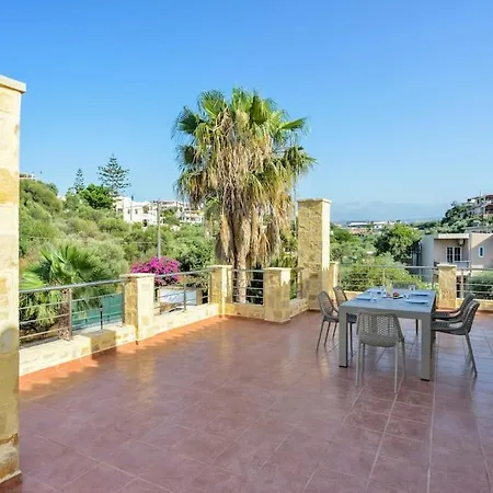 Elma's Villa: A Peaceful, Family-friendly Place * Δαράτσο