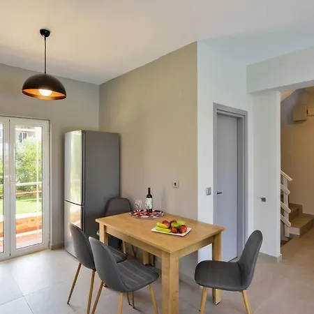 Elma's Villa: A Peaceful, Family-friendly Place